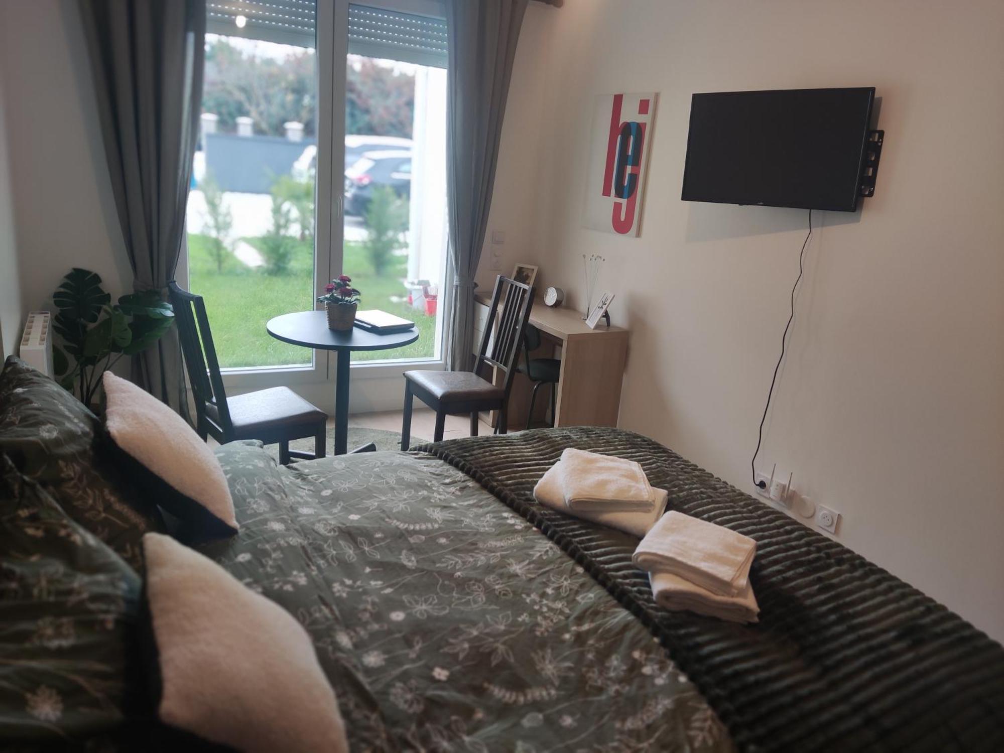 Mir - Chambre 1 Apartment Ати-Мон Екстериор снимка